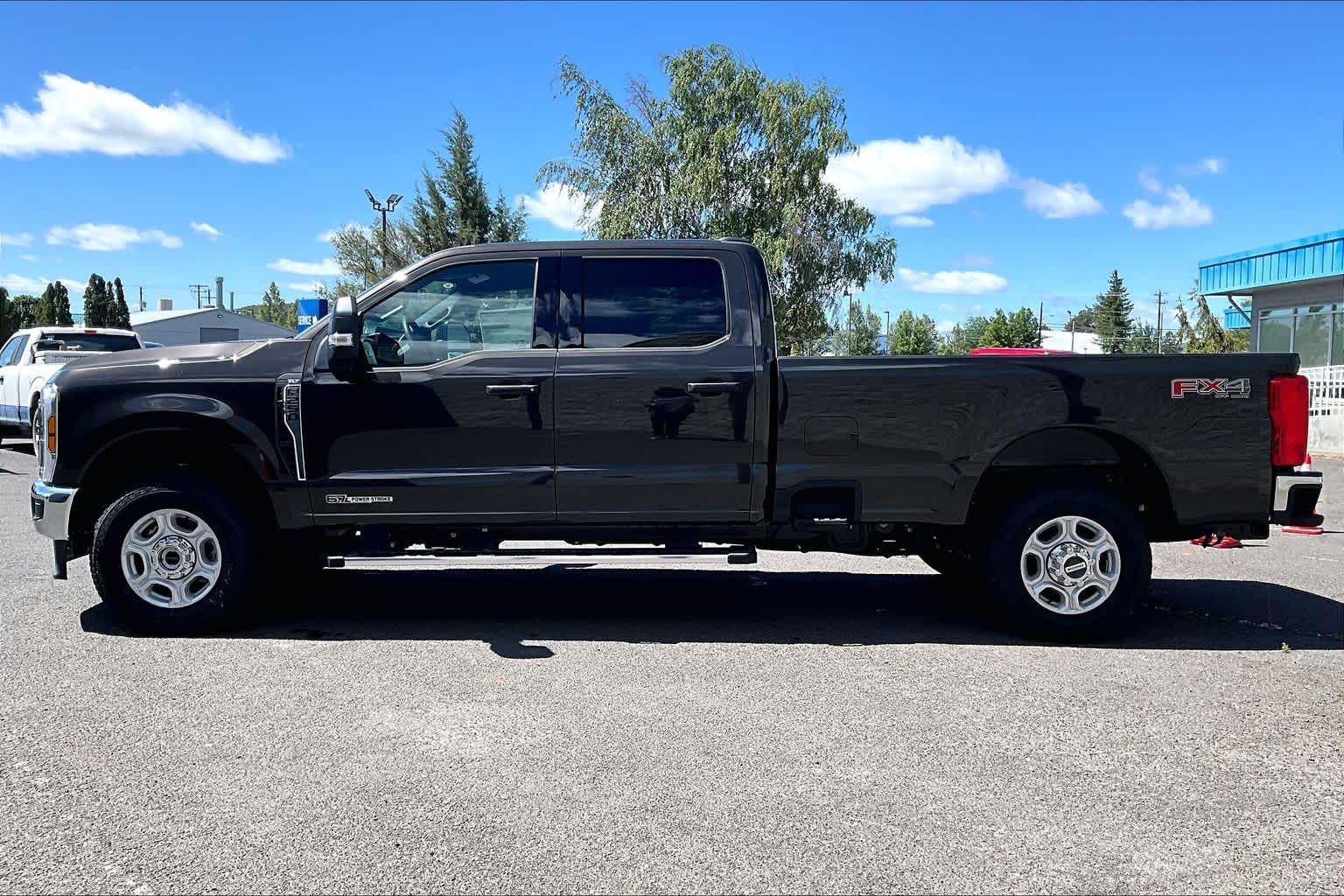 Thumbnail: 2025 Ford F-250 - 3