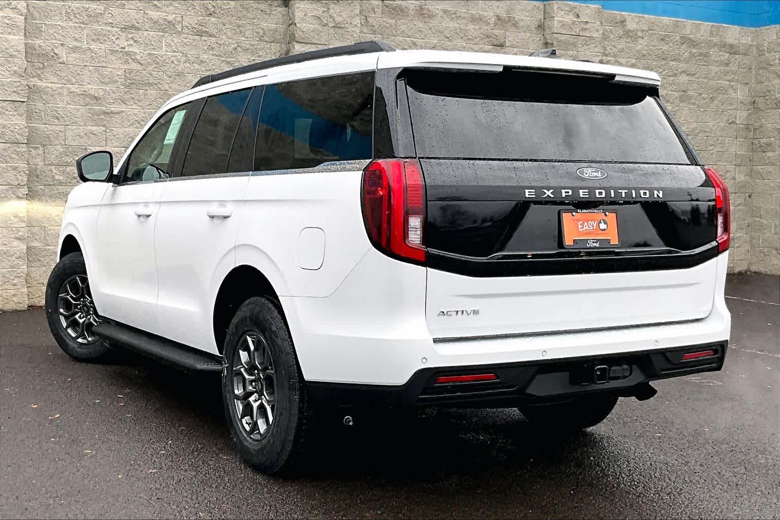 Thumbnail: 2025 Ford Expedition - 4