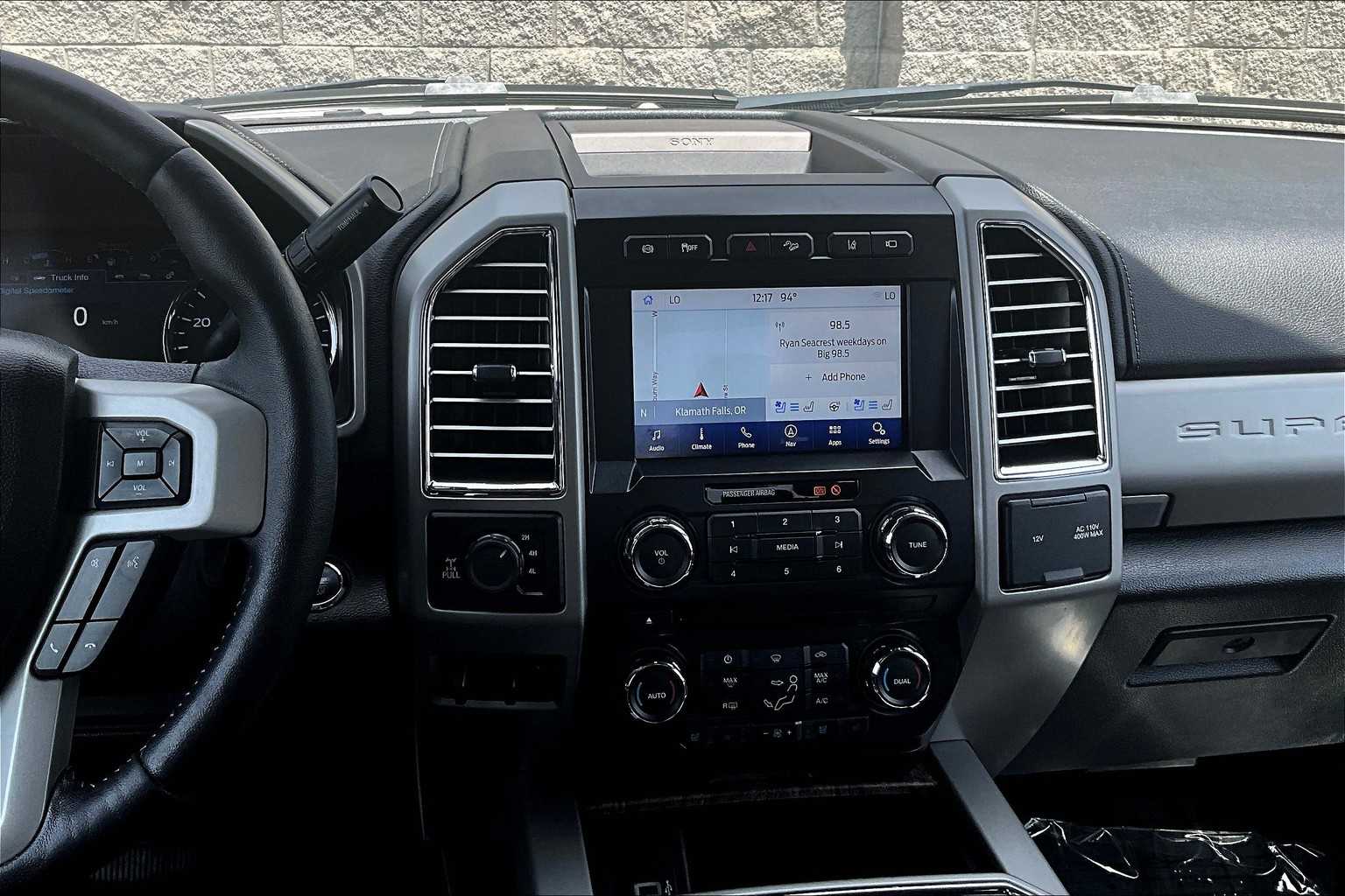 2017 Ford F-350 Lariat 15