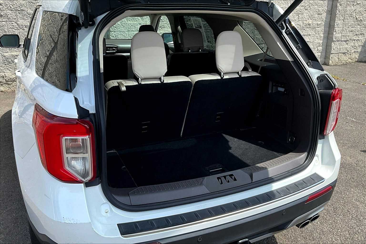2020 Ford Explorer Platinum 18