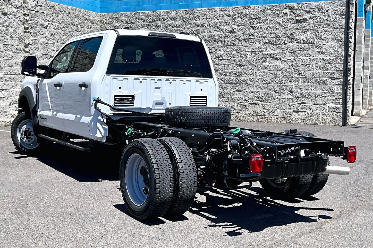 Thumbnail: 2026 Ford F-550 - 4