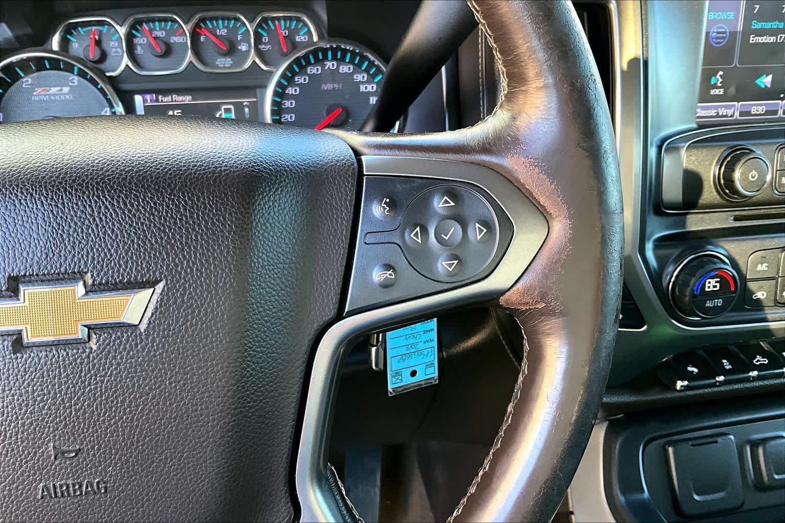 Thumbnail: 2015 Chevrolet Silverado 2500 - 25