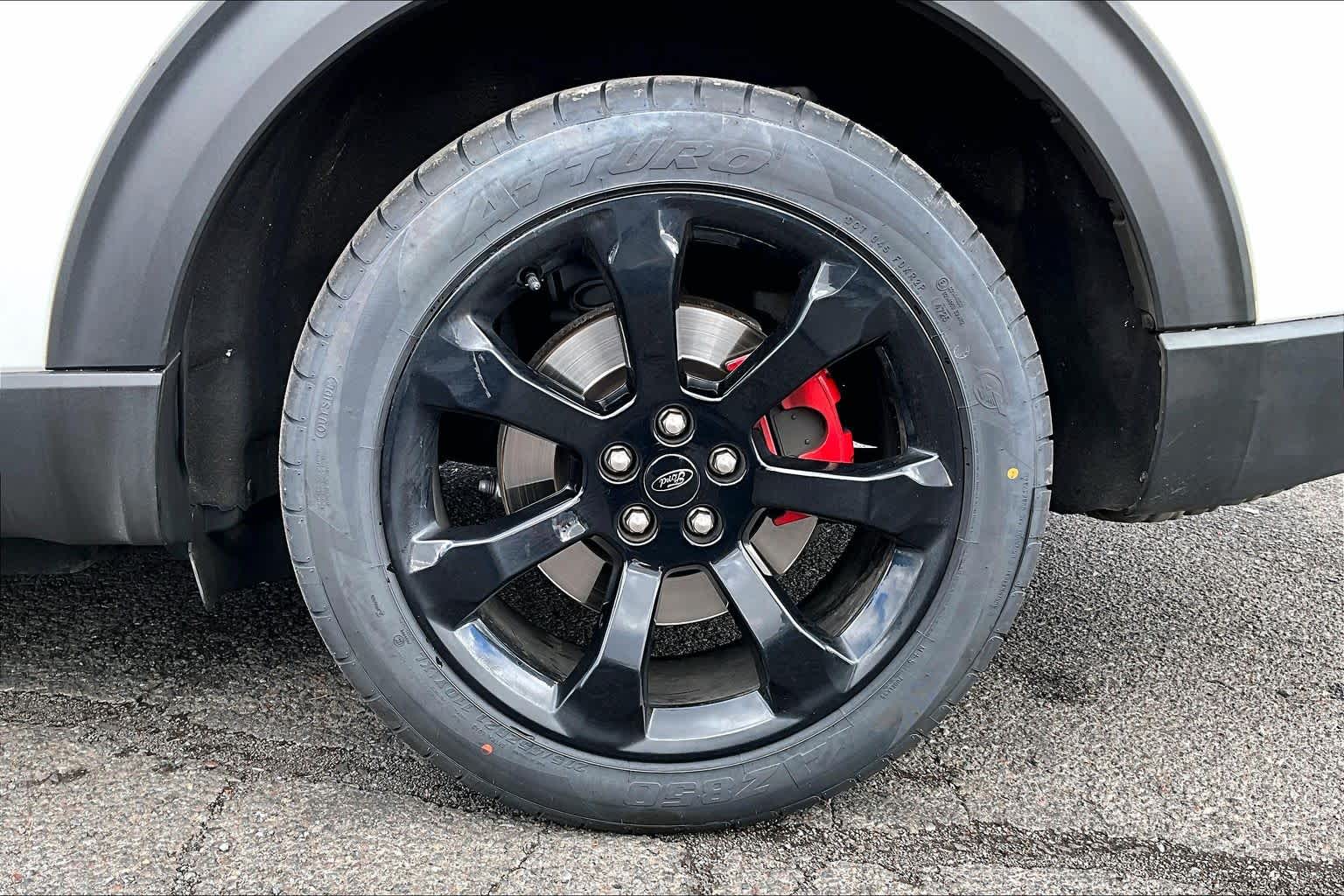 Thumbnail: 2020 Ford Explorer - 35