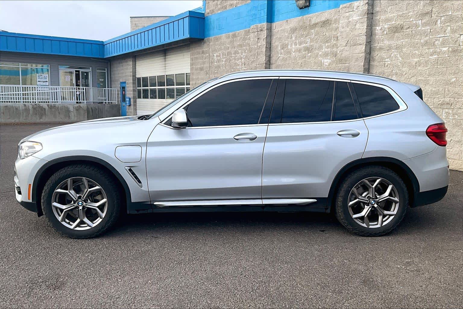 Thumbnail: 2021 BMW X3 - 3