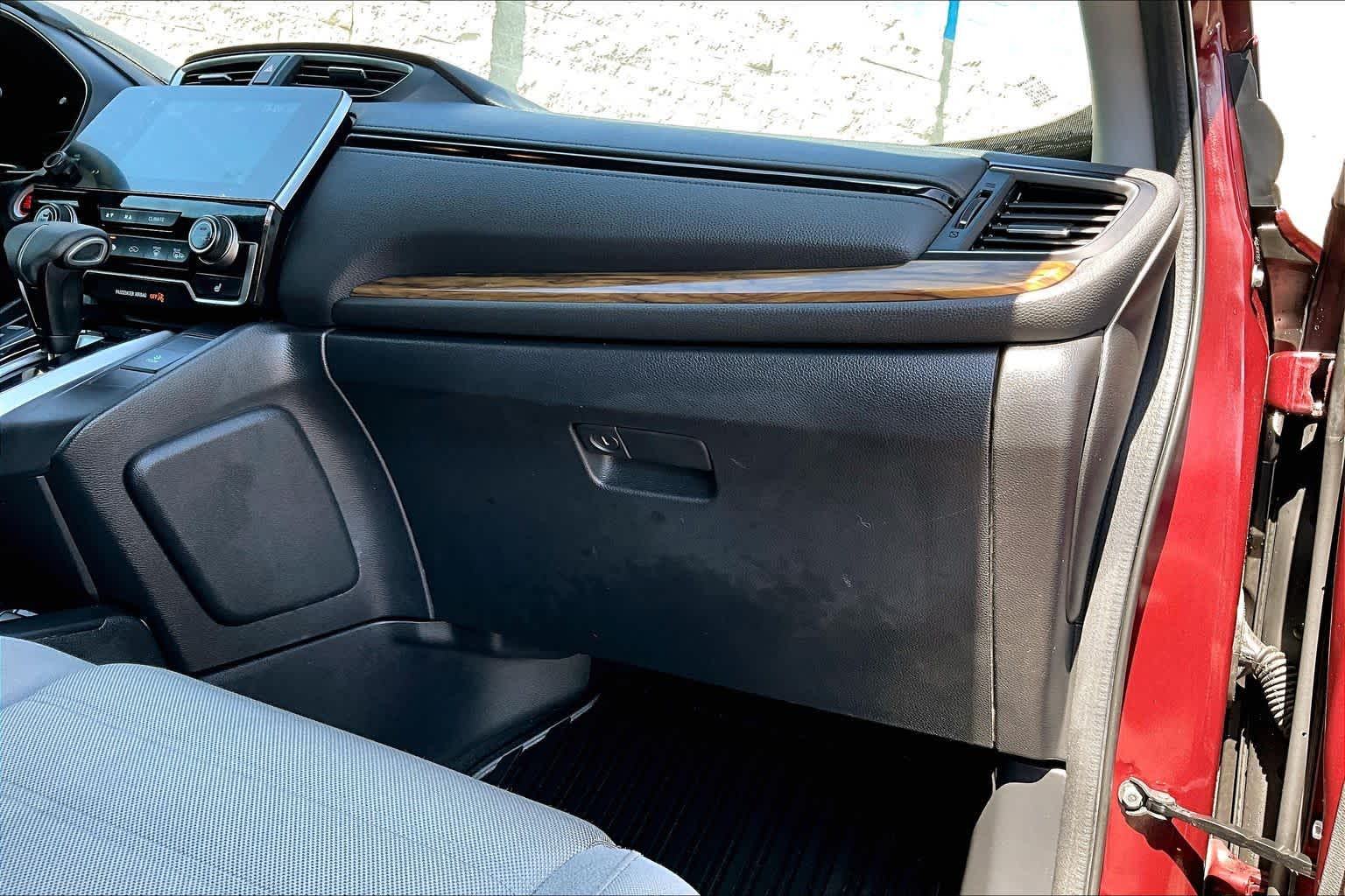 Thumbnail: 2018 Honda CR-V - 23