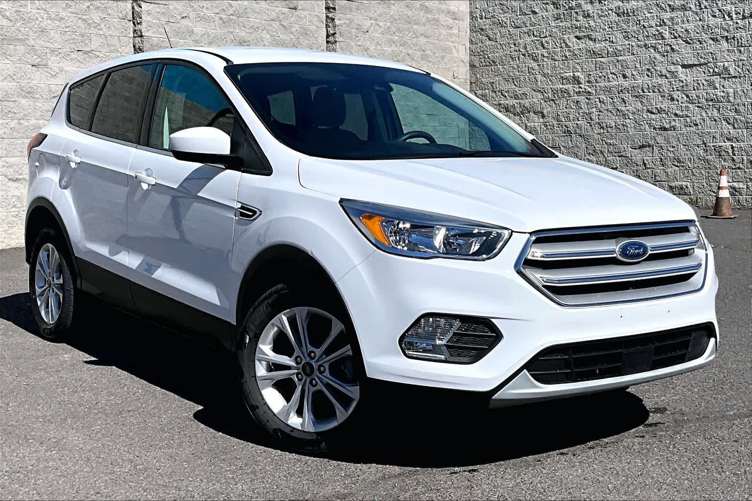 Thumbnail: 2019 Ford Escape - 21