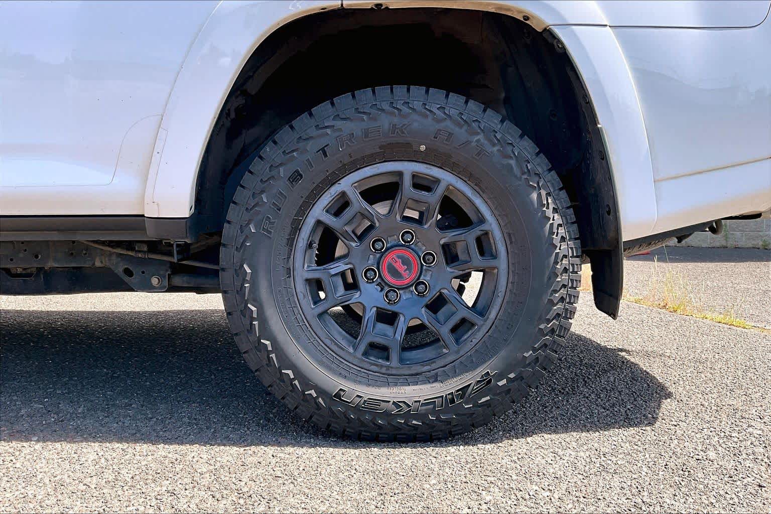Thumbnail: 2022 Toyota 4Runner - 35