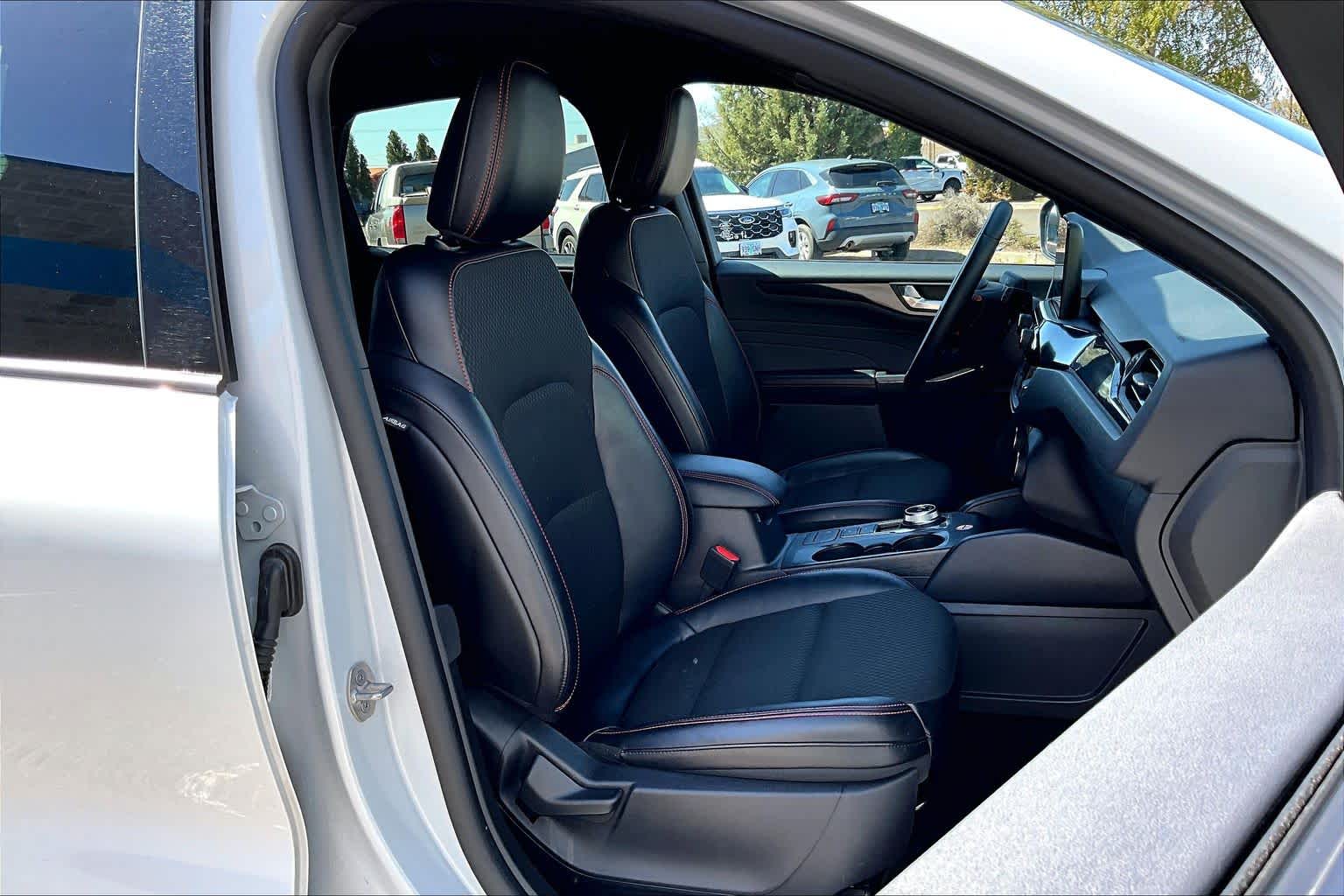 Thumbnail: 2025 Ford Escape - 13