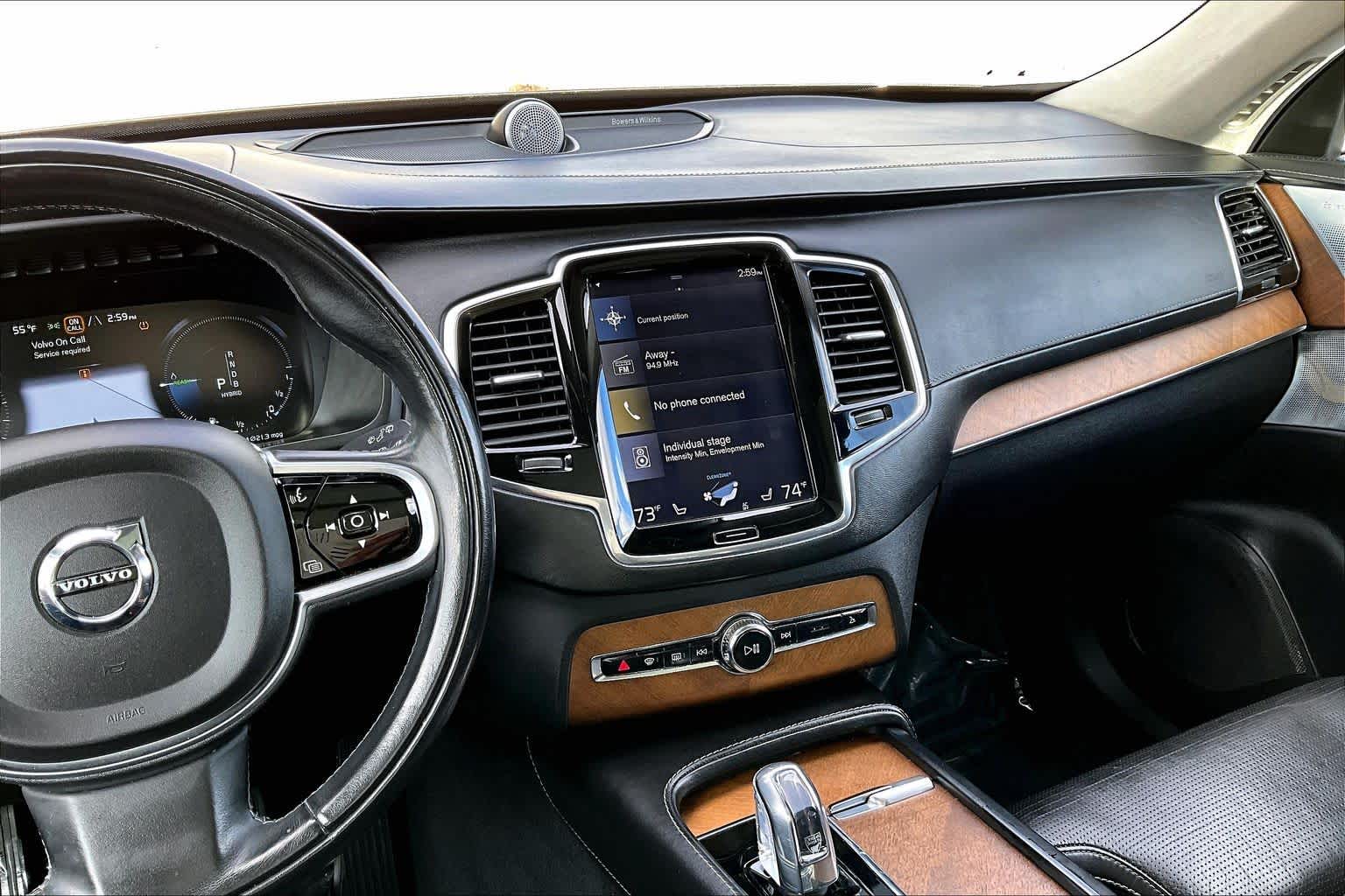 Thumbnail: 2017 Volvo XC90 - 15