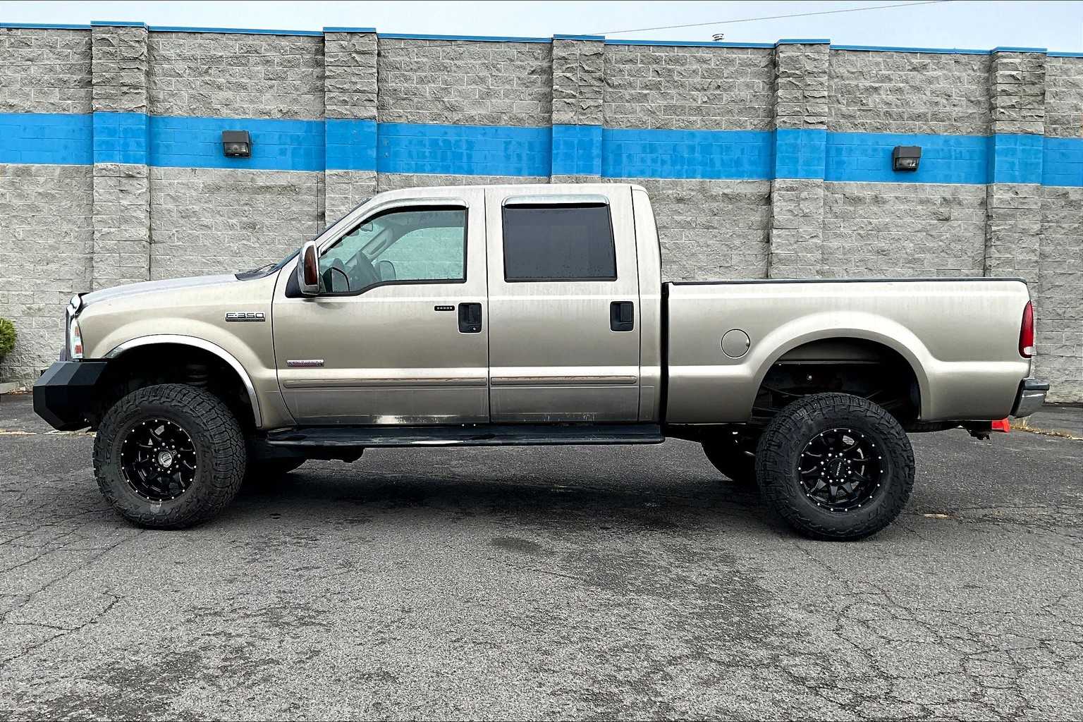 Thumbnail: 2006 Ford F-350 - 3