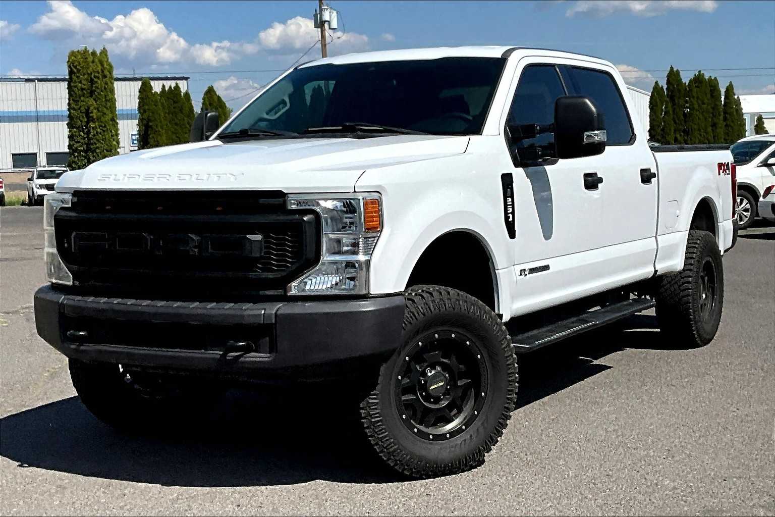 Thumbnail: 2020 Ford F-250 - 1