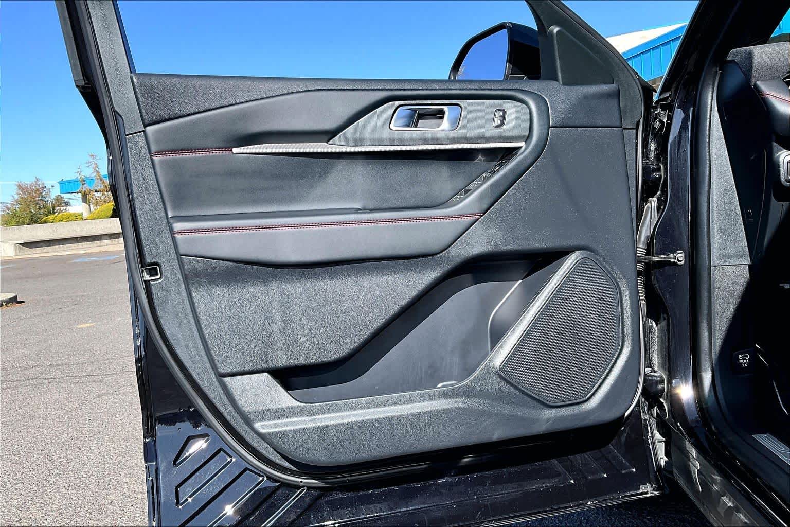 Thumbnail: 2025 Ford Explorer - 27