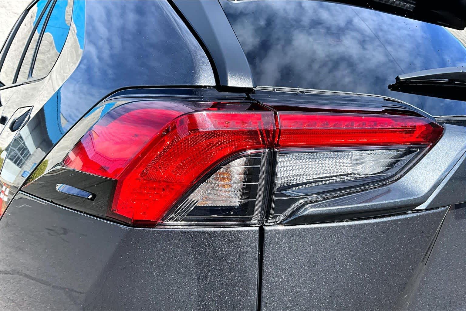 Thumbnail: 2024 Toyota RAV4 - 32