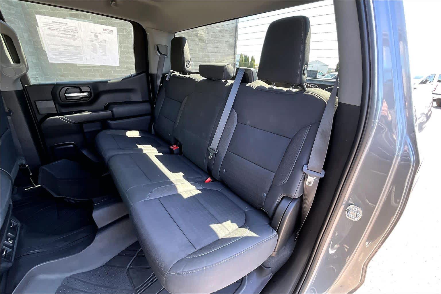 Thumbnail: 2019 Chevrolet Silverado 1500 - 29