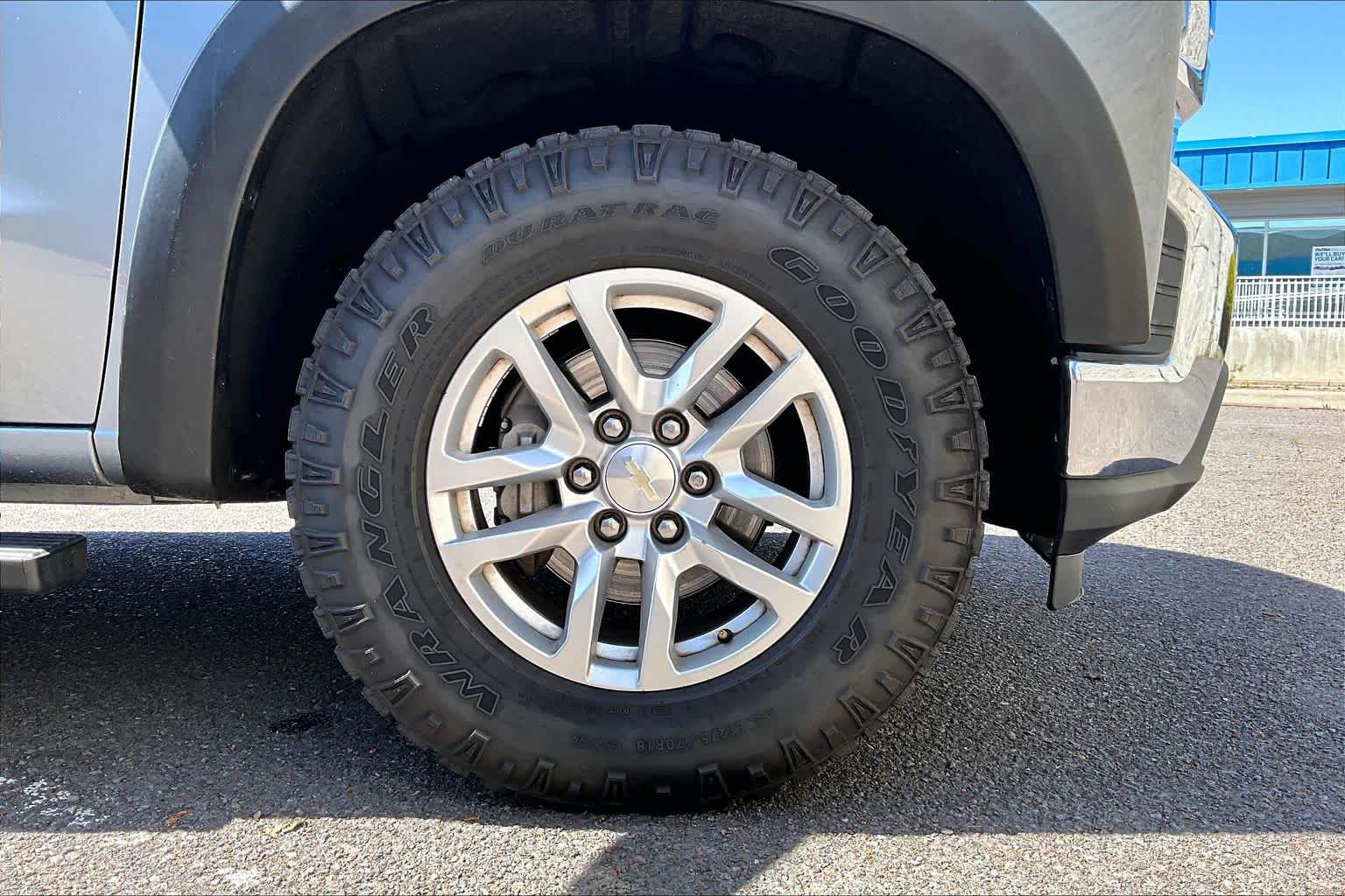 Thumbnail: 2019 Chevrolet Silverado 1500 - 34