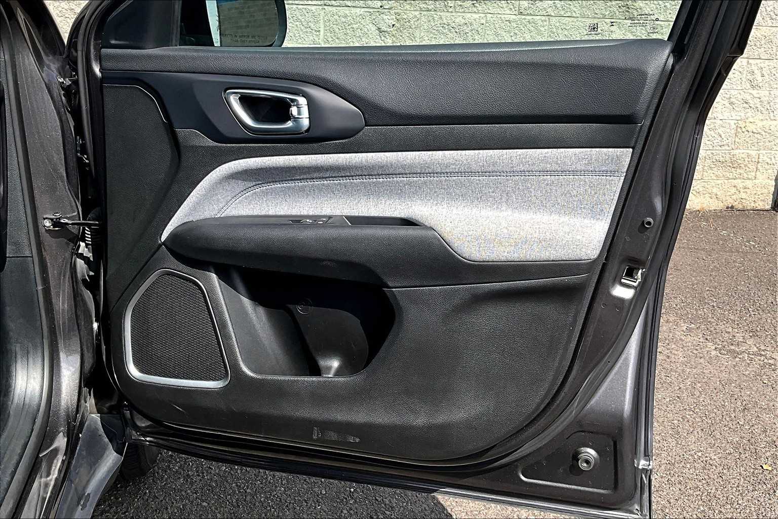 Thumbnail: 2024 Jeep Compass - 28