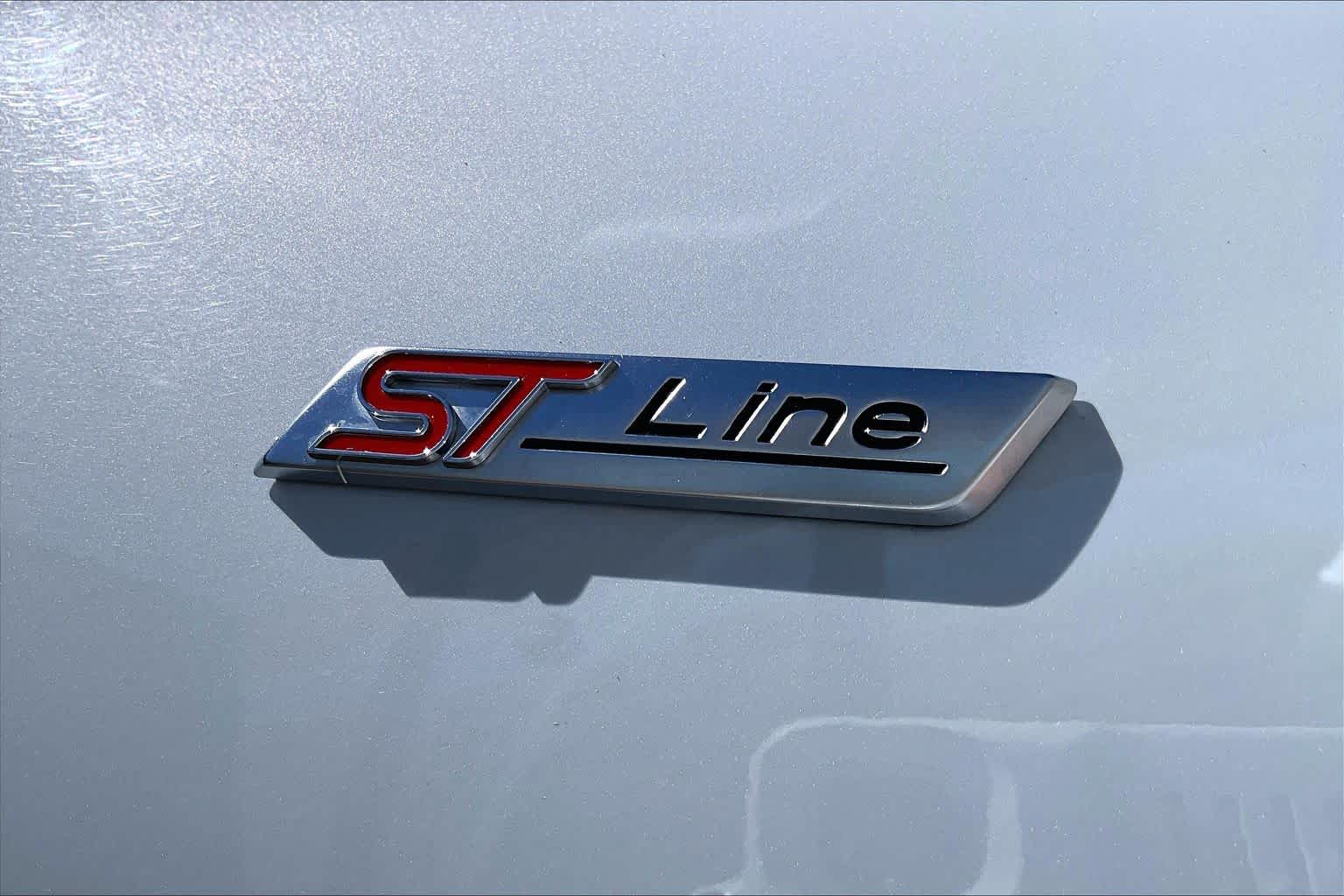 Thumbnail: 2025 Ford Escape - 7