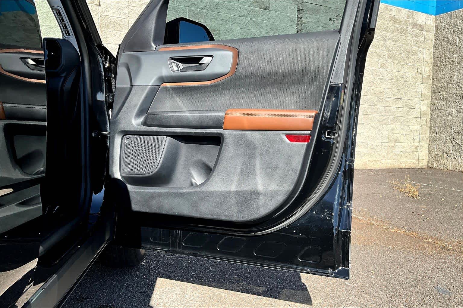 Thumbnail: 2023 Ford Bronco Sport - 28