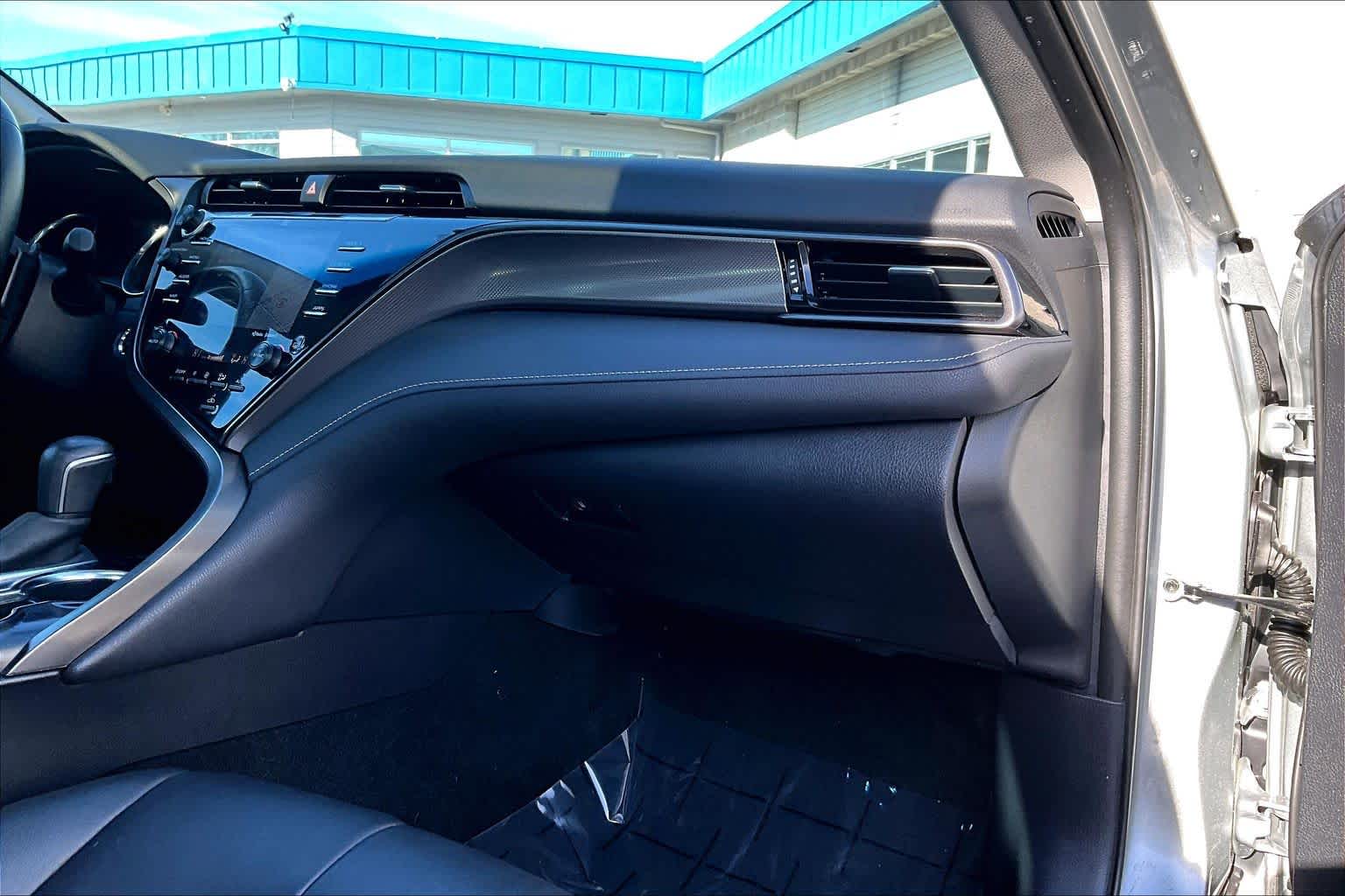 Thumbnail: 2020 Toyota Camry - 23