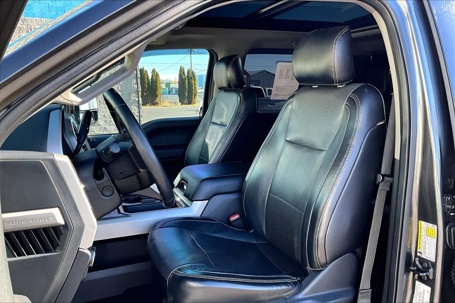 Thumbnail: 2017 Ford F-450 - 11