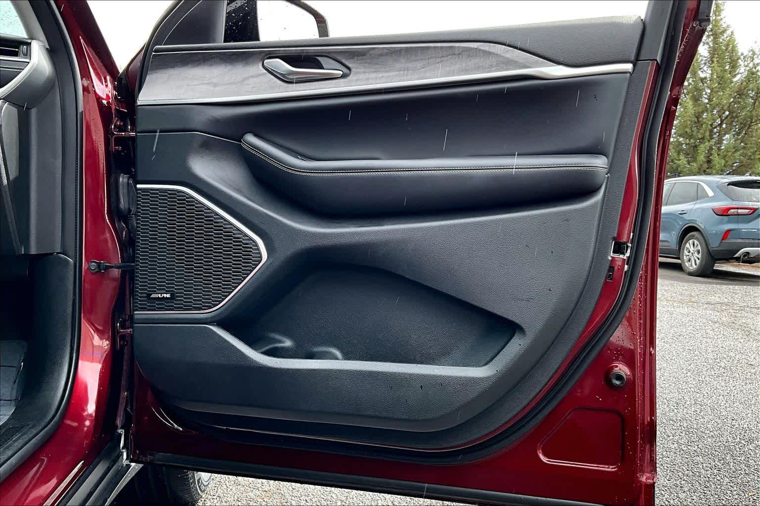 Thumbnail: 2023 Jeep Grand Cherokee - 27