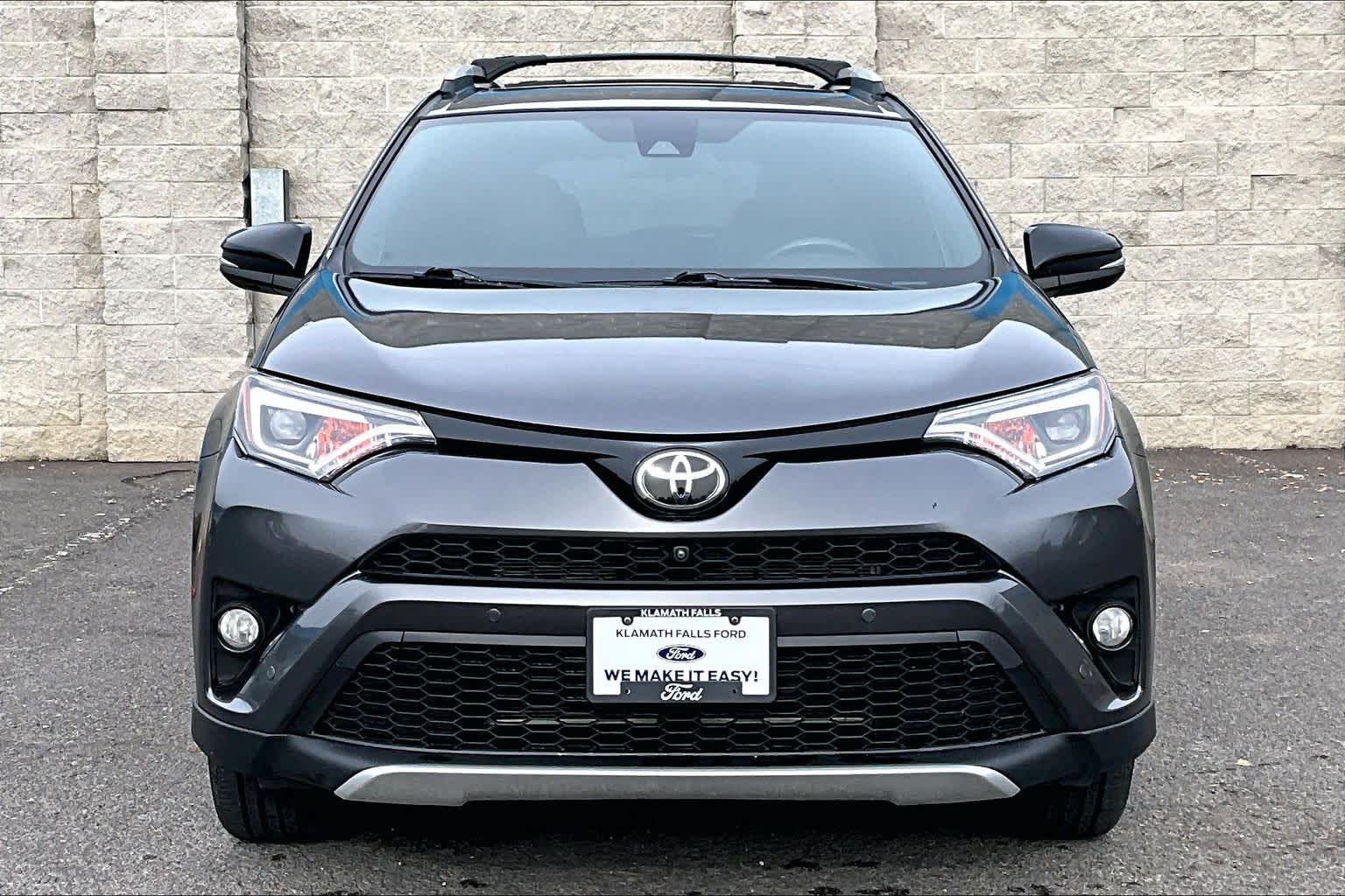 Thumbnail: 2016 Toyota RAV4 - 6