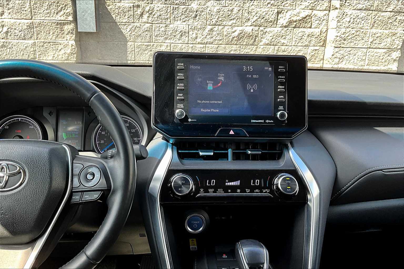 2022 Toyota Venza LE 15