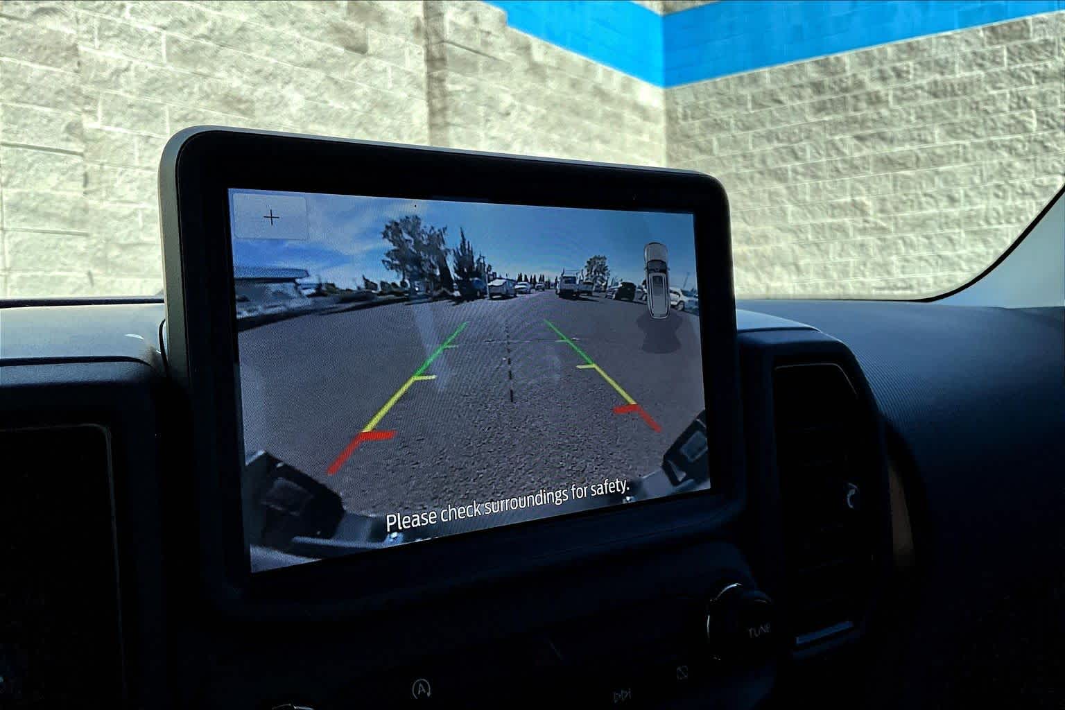 Thumbnail: 2023 Ford Bronco Sport - 26