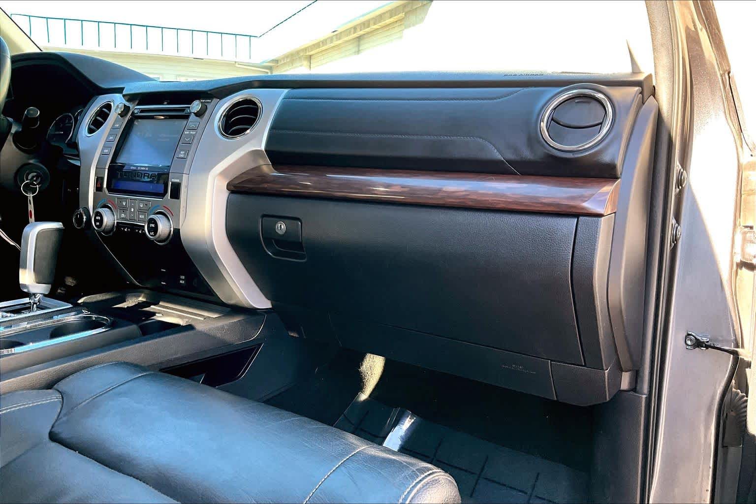 Thumbnail: 2017 Toyota Tundra - 23