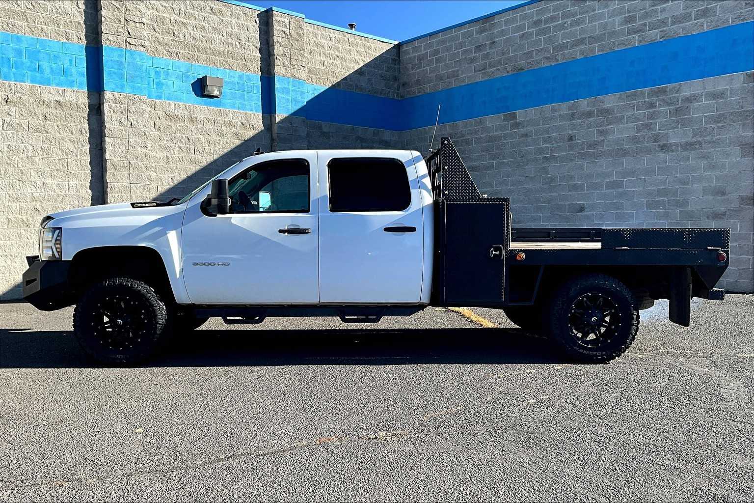 Thumbnail: 2010 Chevrolet Silverado 3500 - 3