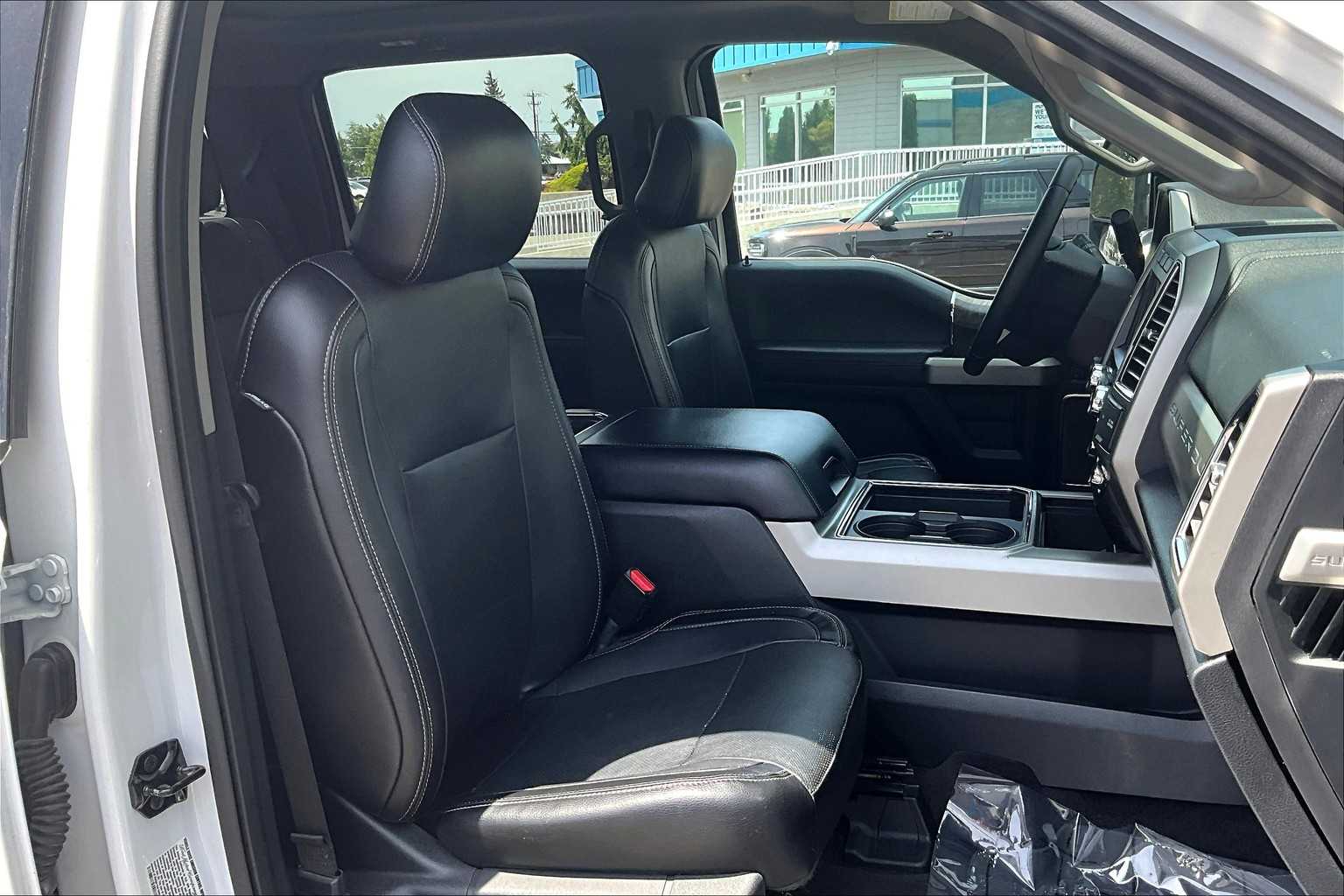 2017 Ford F-350 Lariat 13