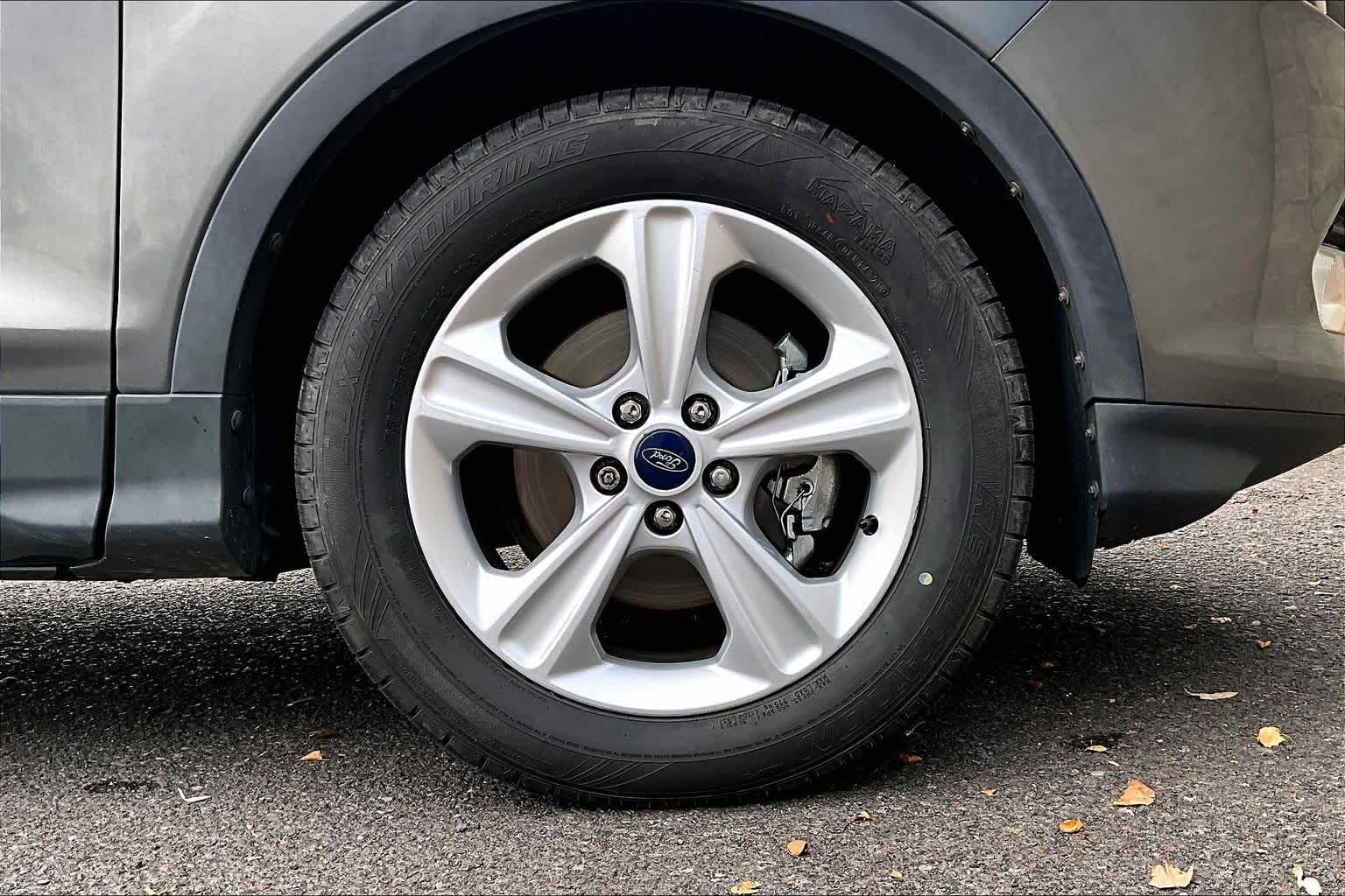 Thumbnail: 2014 Ford Escape - 34