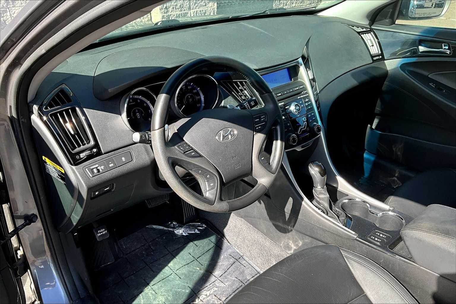 Thumbnail: 2011 Hyundai Sonata - 2
