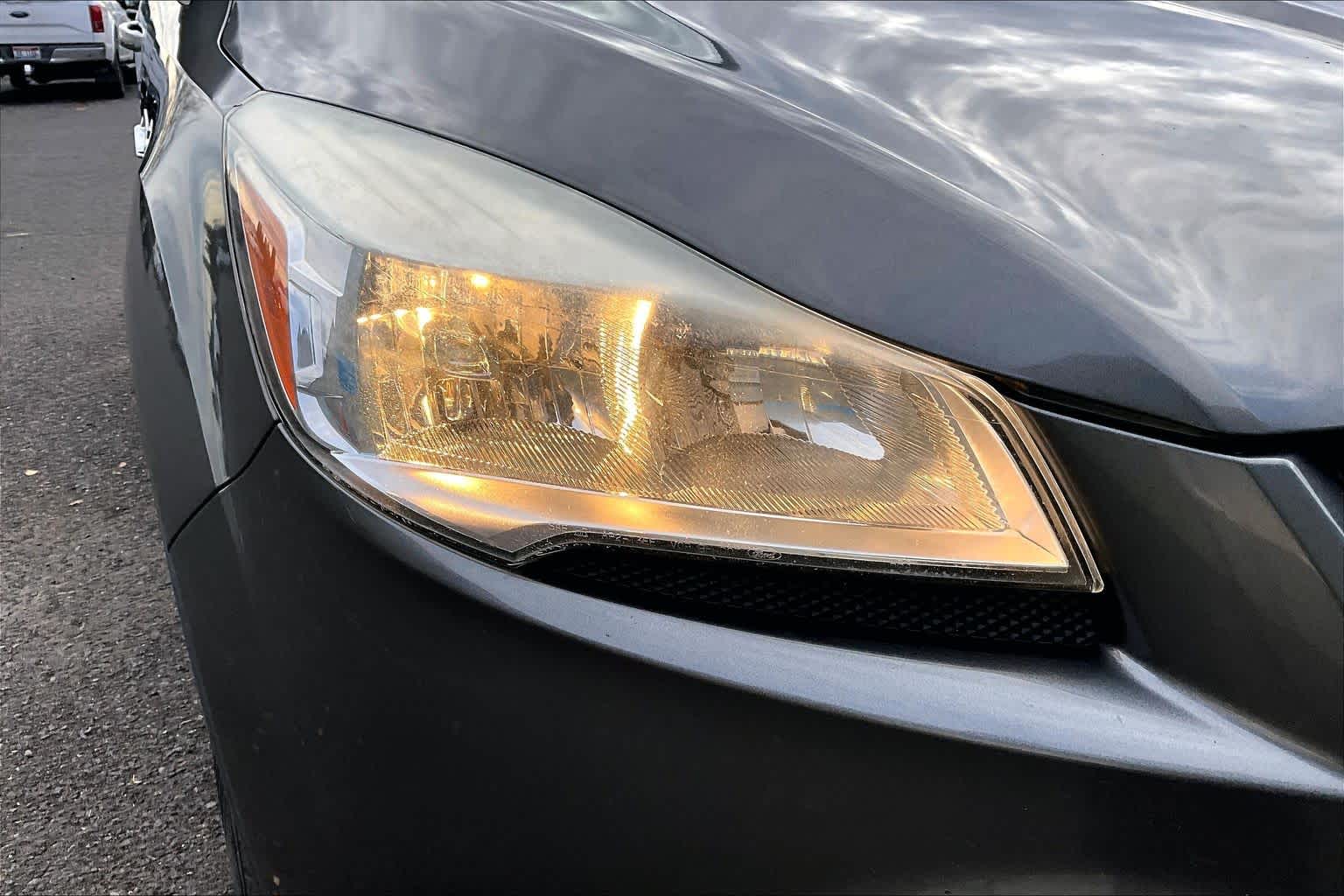 Thumbnail: 2014 Ford Escape - 31