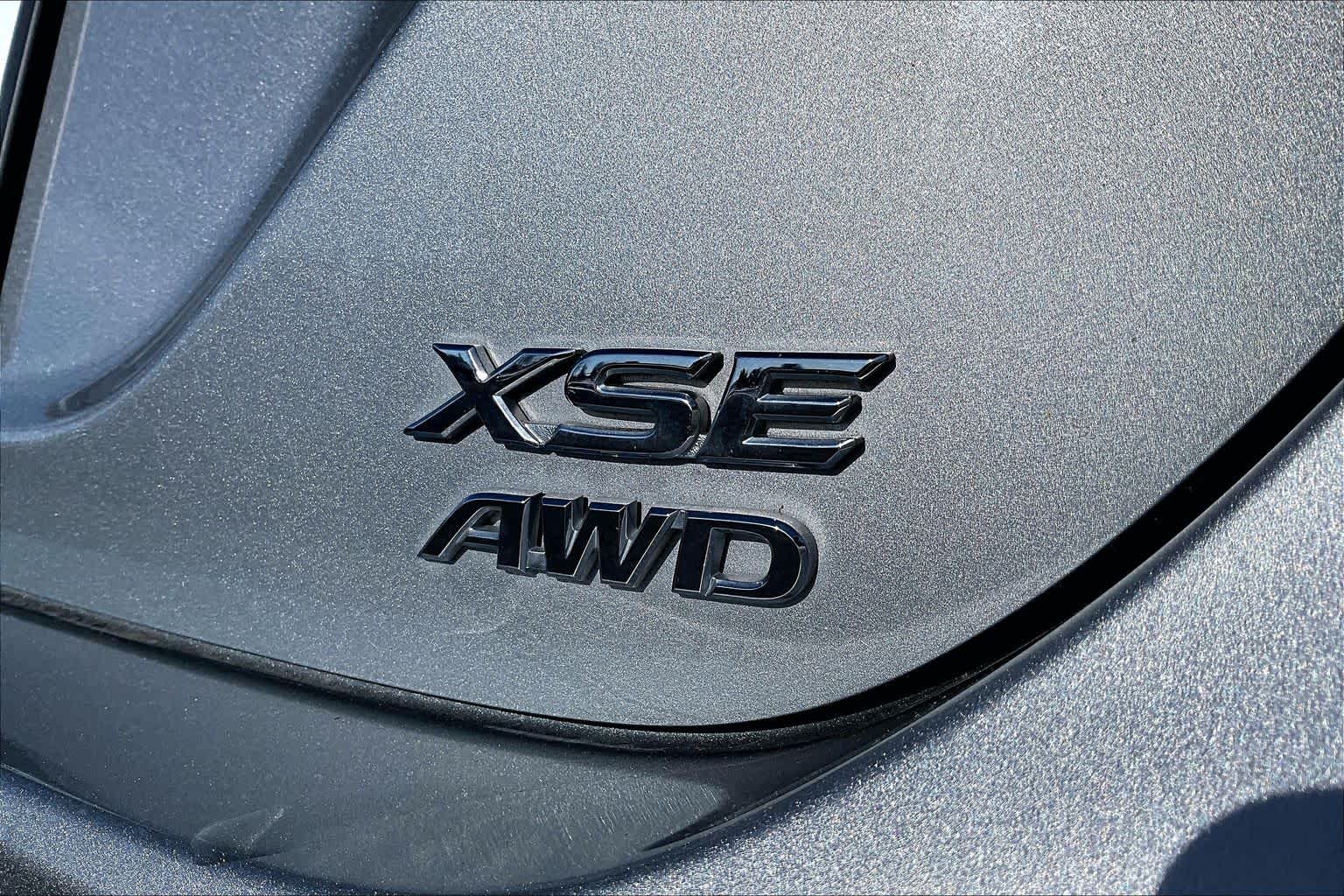 Thumbnail: 2020 Toyota Camry - 7