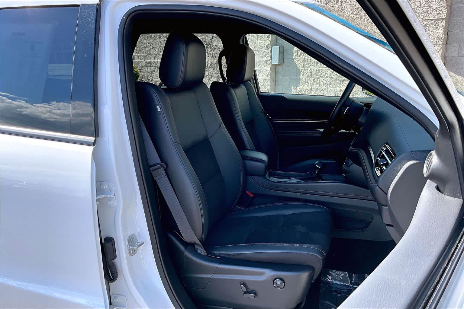 Thumbnail: 2022 Dodge Durango - 13