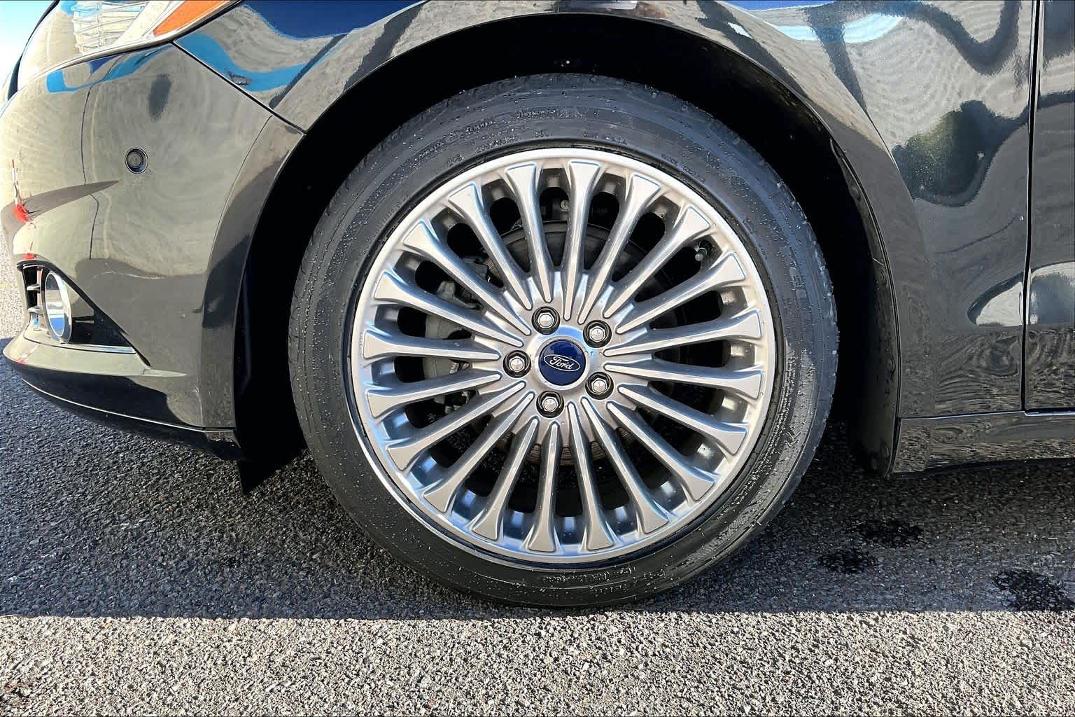 Thumbnail: 2015 Ford Fusion - 8