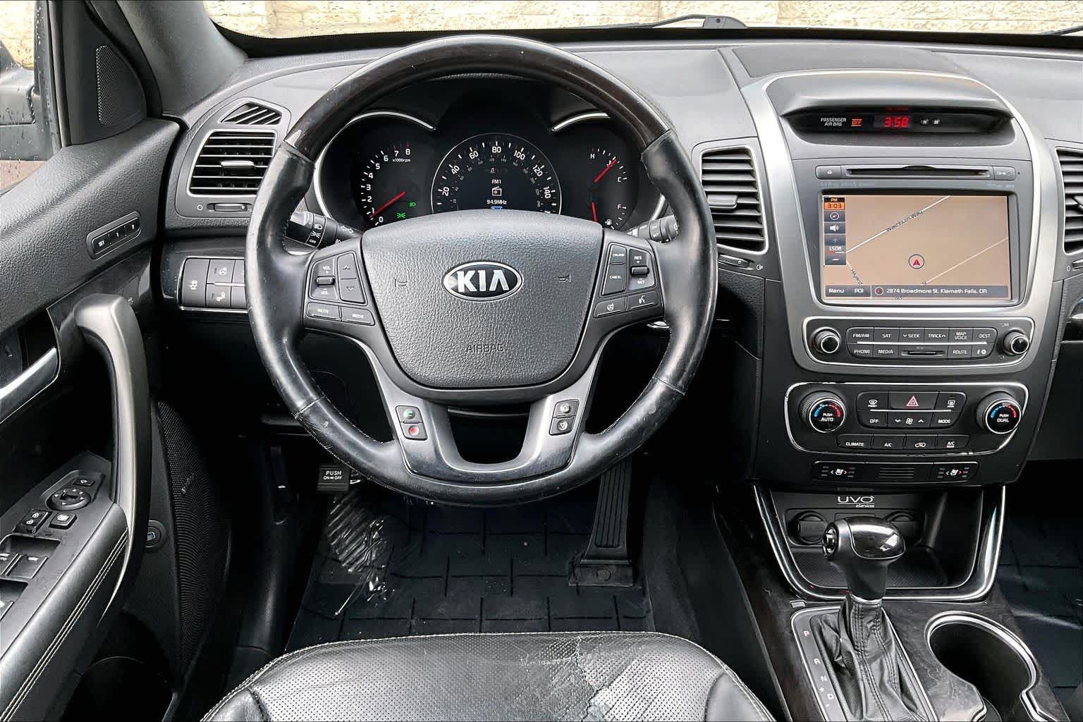 Thumbnail: 2014 Kia Sorento - 14