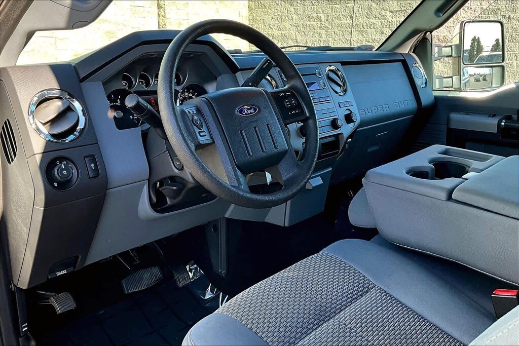 Used 2016 Ford F-250 XLT Truck Crew Cab