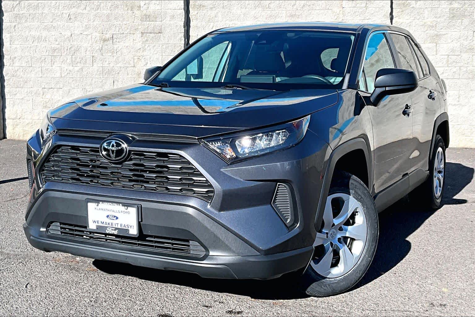 Thumbnail: 2022 Toyota RAV4 - 1