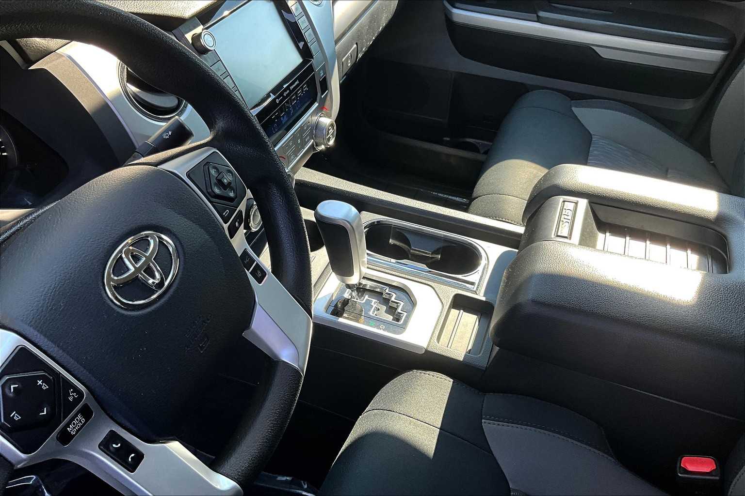 Thumbnail: 2020 Toyota Tundra - 16