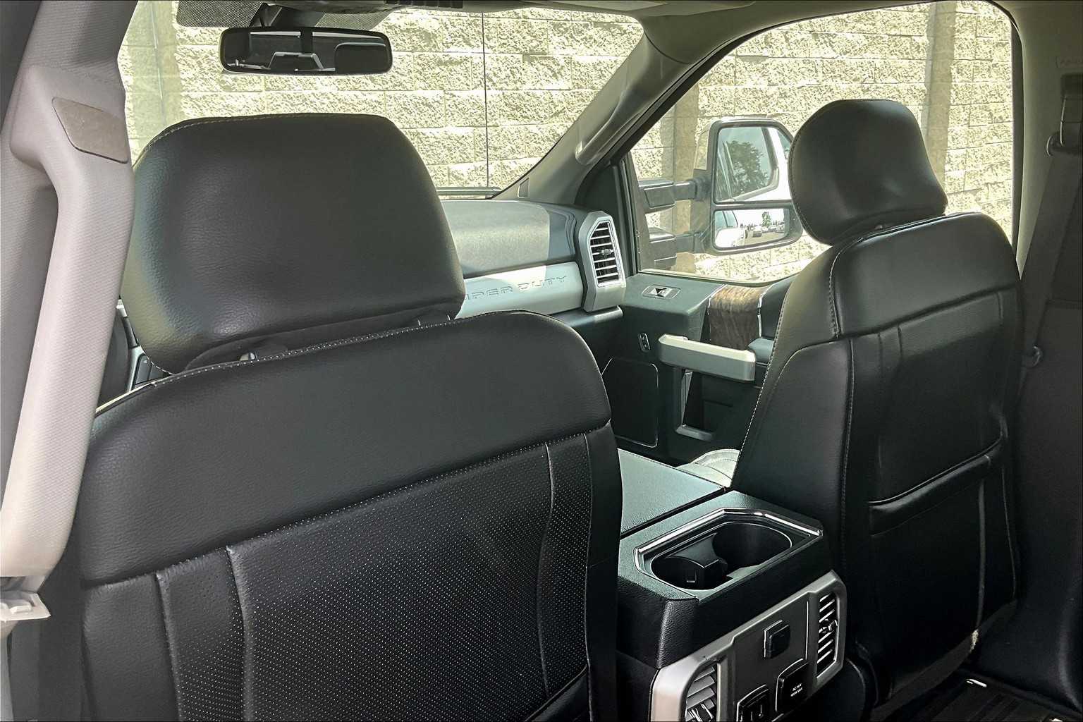2017 Ford F-350 Lariat 12