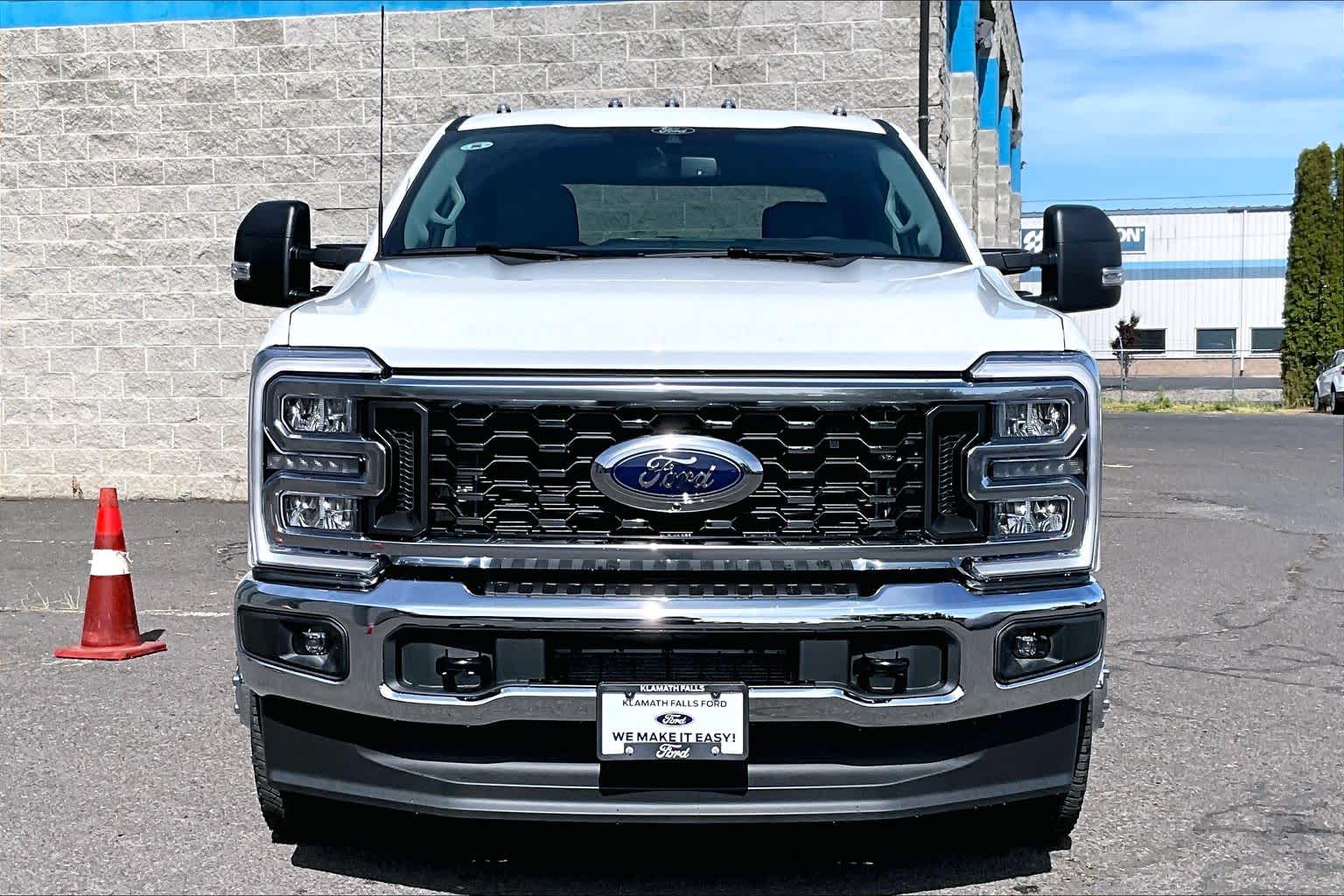 Thumbnail: 2026 Ford F-350 - 6