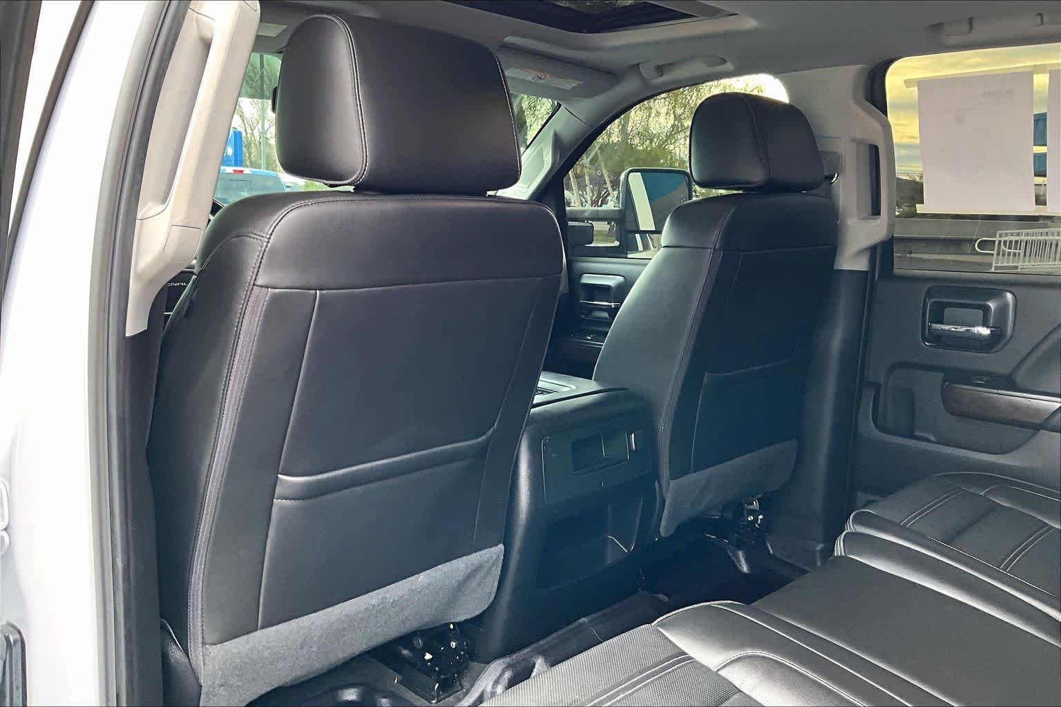 Thumbnail: 2018 GMC Sierra 3500 - 12