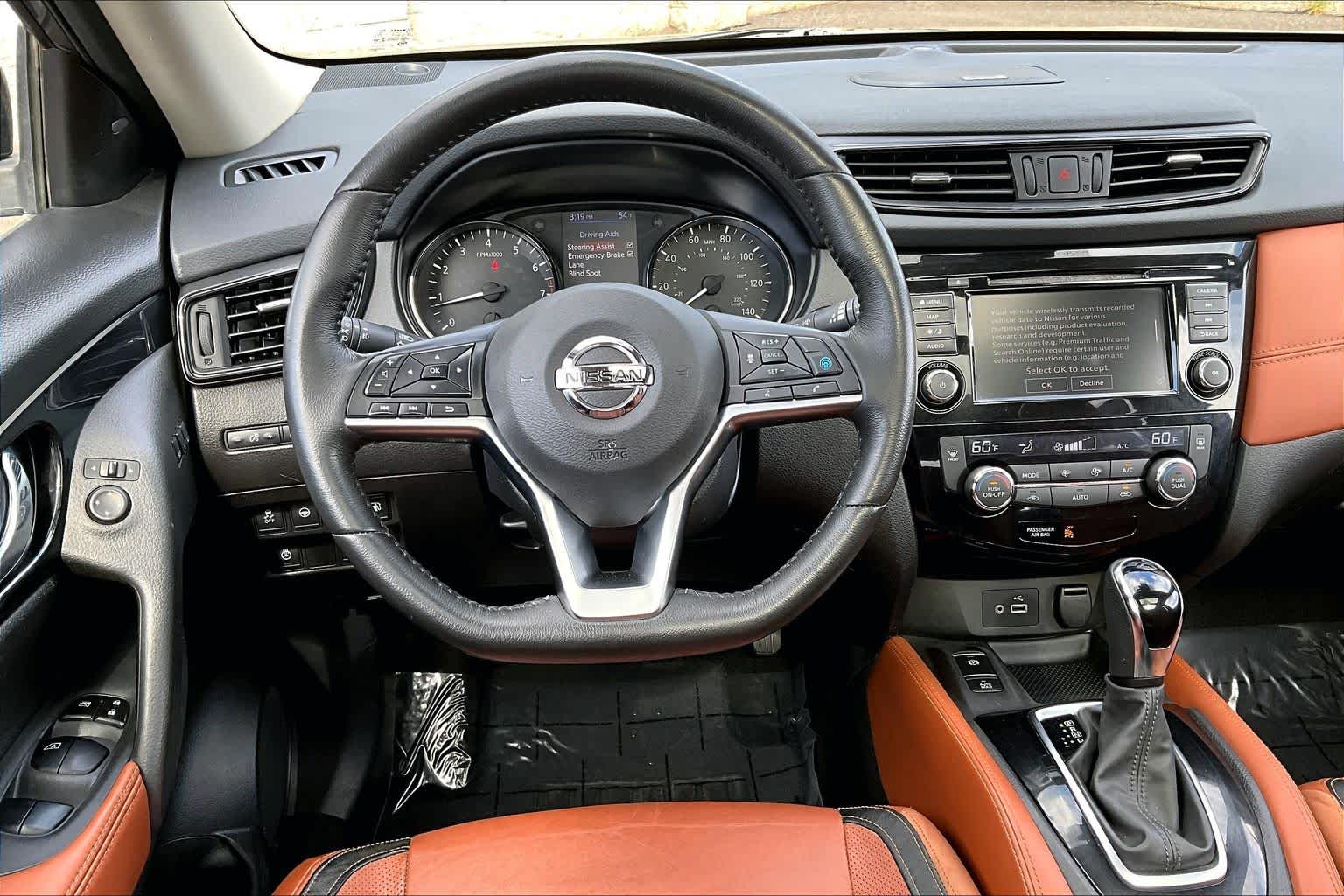 Thumbnail: 2018 Nissan Rogue - 14