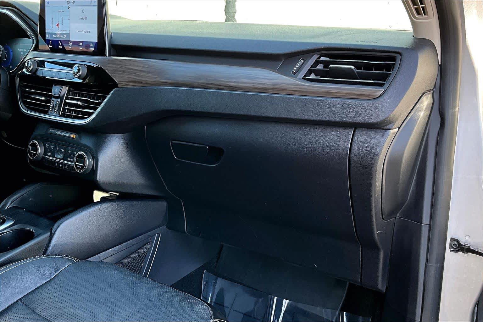 Thumbnail: 2020 Ford Escape - 23