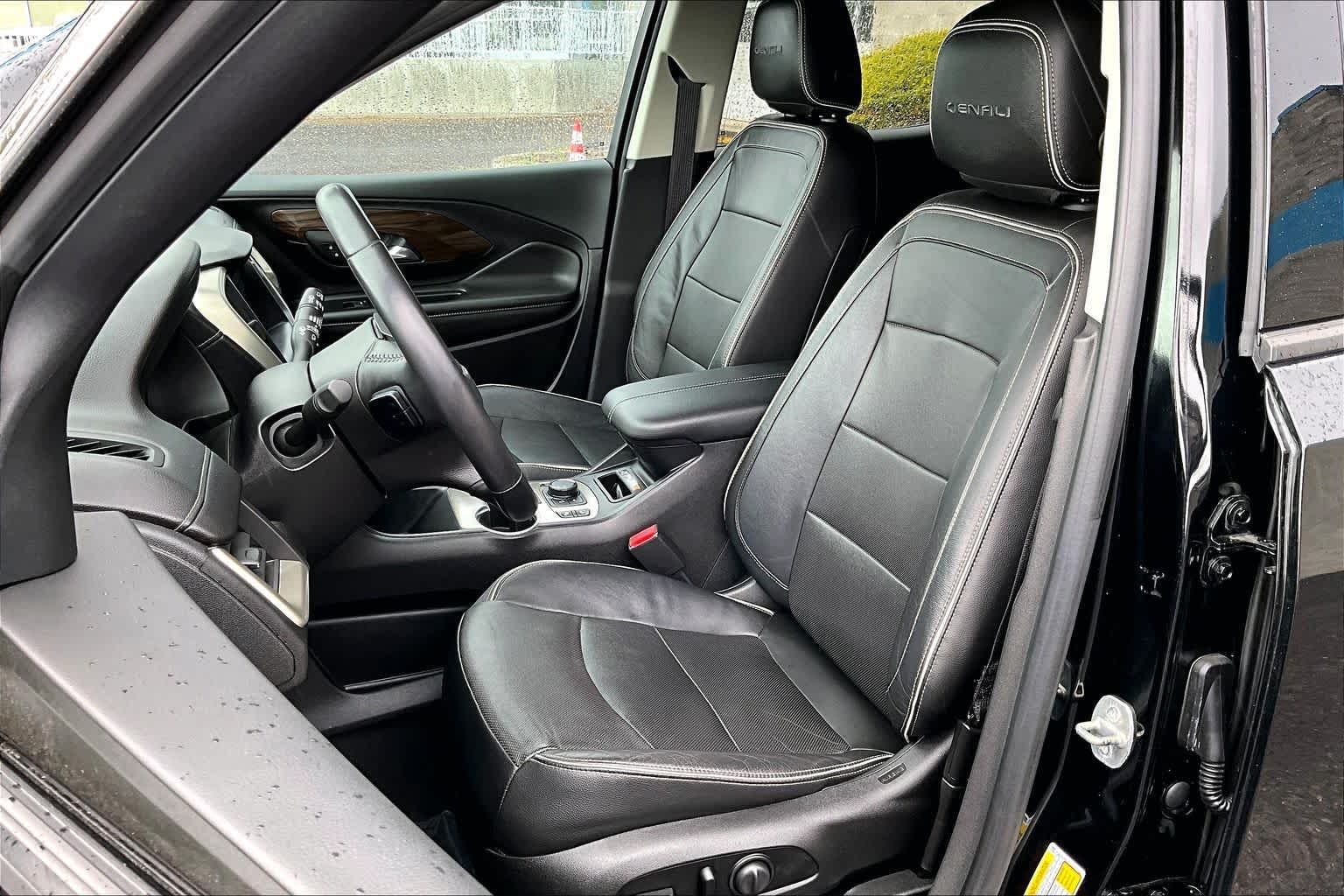 Thumbnail: 2020 GMC Terrain - 11