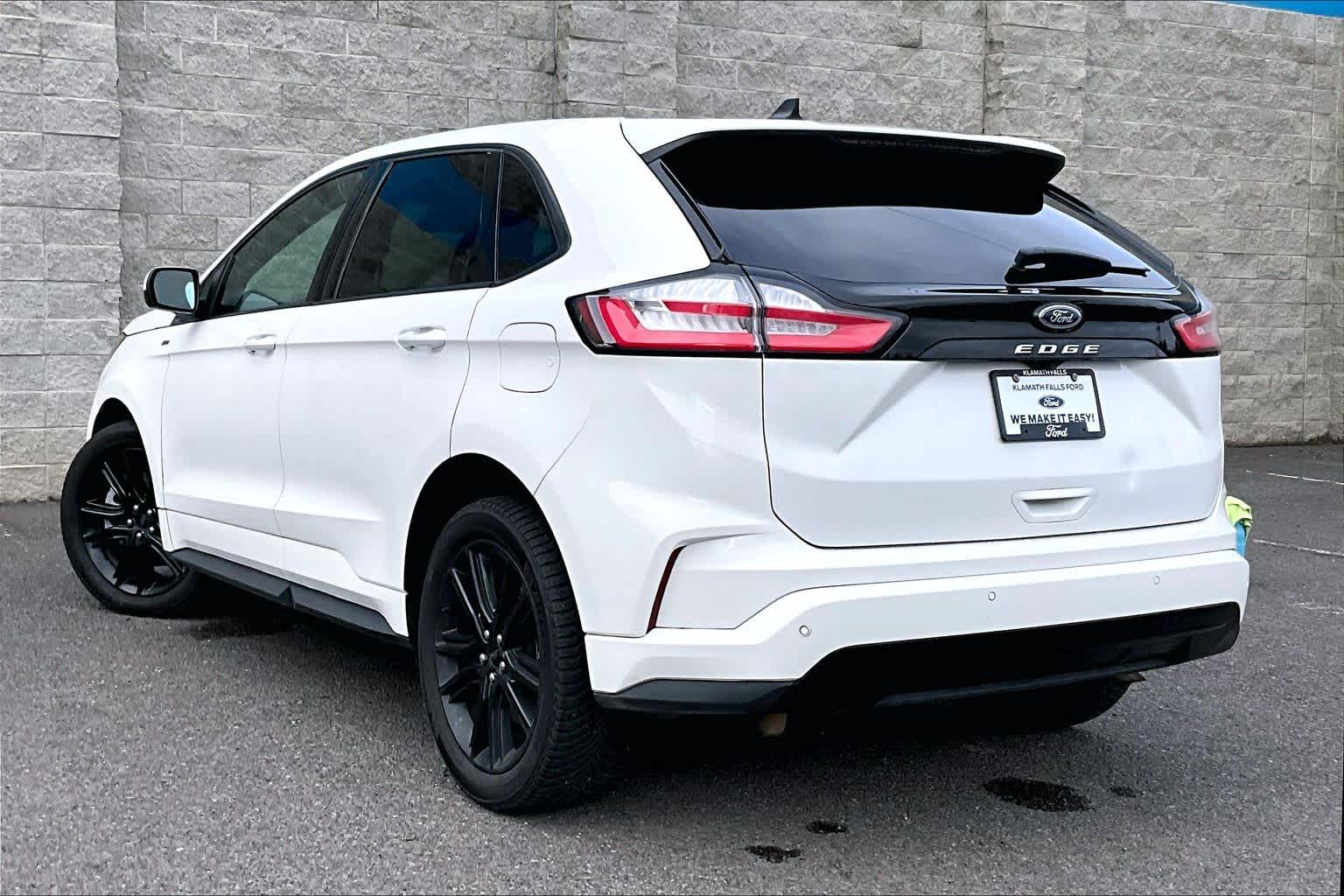 Thumbnail: 2022 Ford Edge - 4