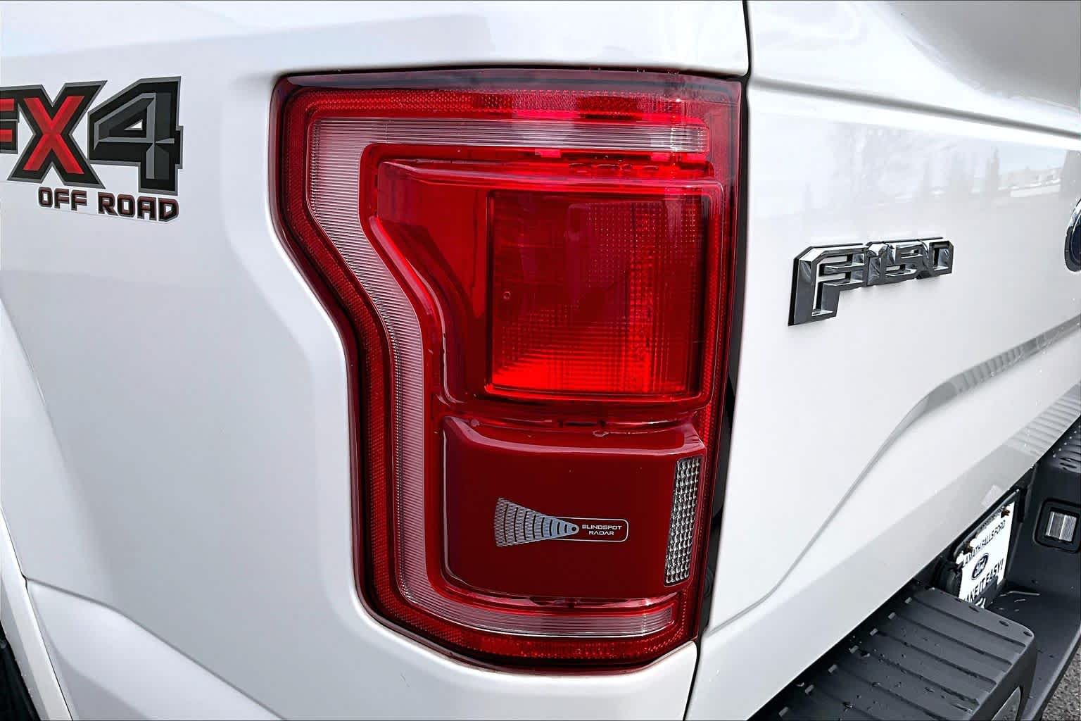 Thumbnail: 2016 Ford F-150 - 32