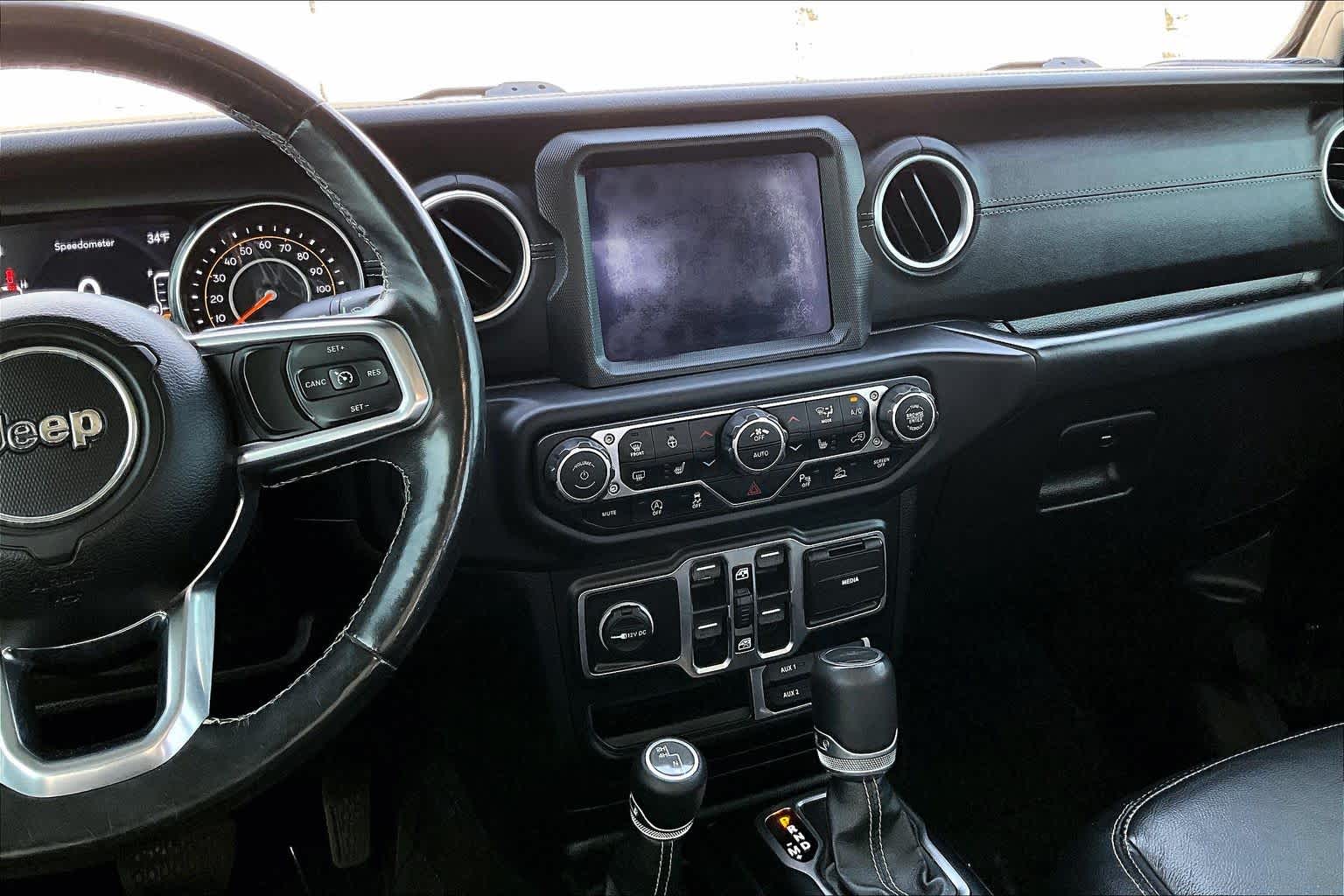 Thumbnail: 2020 Jeep Gladiator - 15